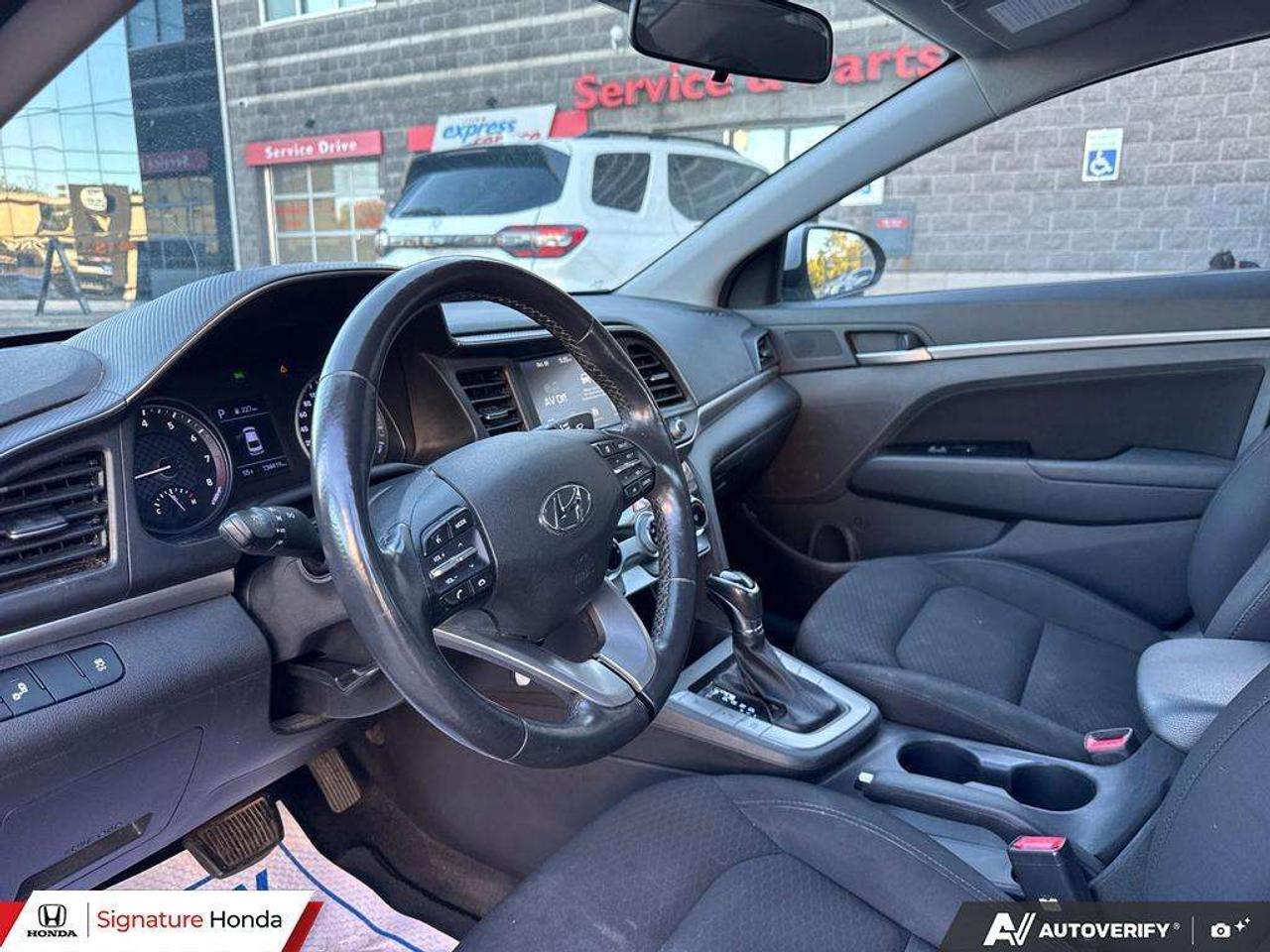 2020 Hyundai Elantra Preferred Photo