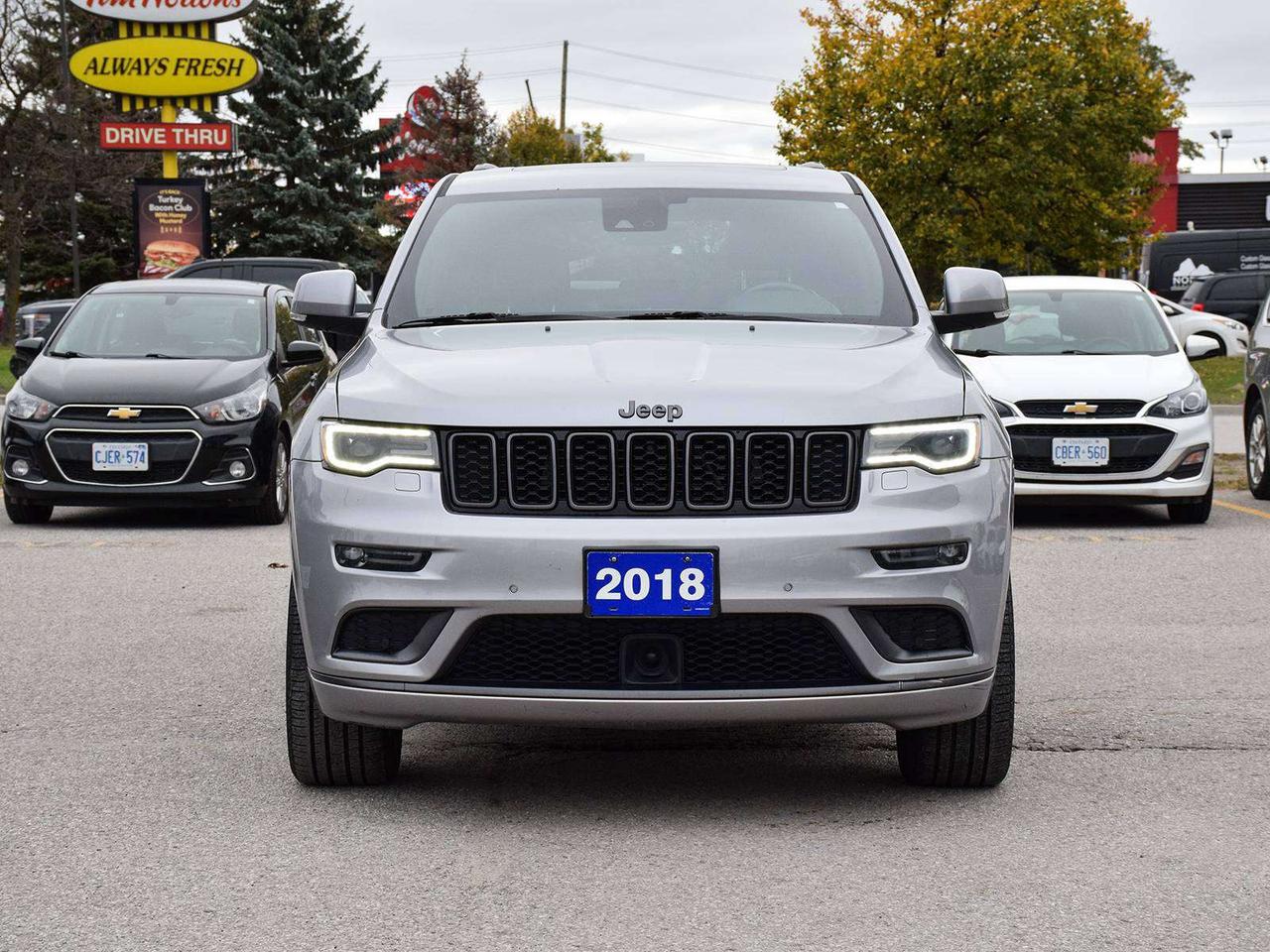 2018 Jeep Grand Cherokee Overland 4x4 ~Nav ~Leather ~Moonroof ~Blind Spot Photo5