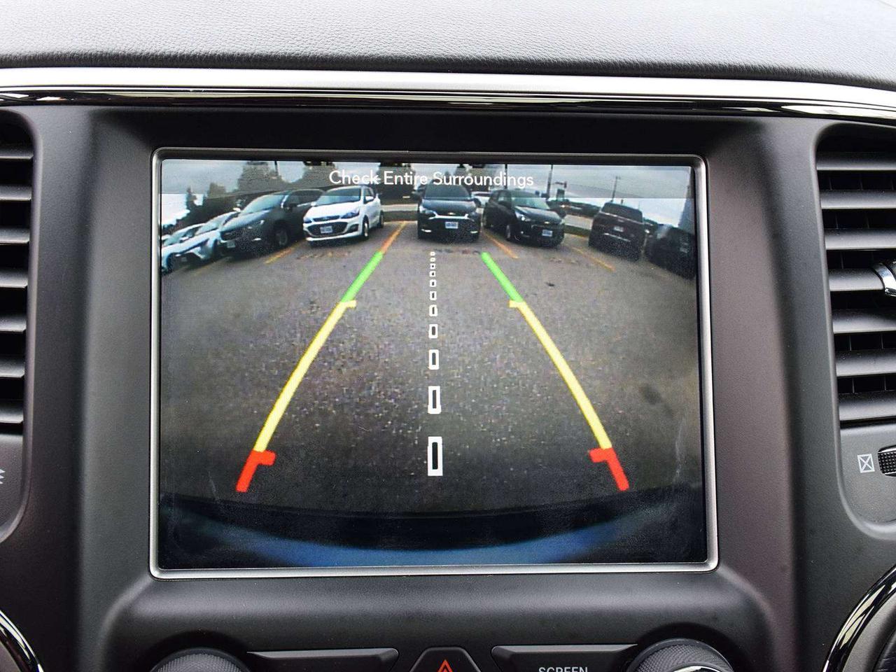 2018 Jeep Grand Cherokee Overland 4x4 ~Nav ~Leather ~Moonroof ~Blind Spot Photo