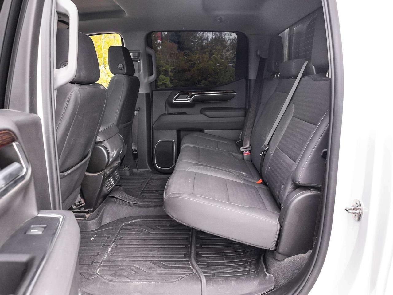 2023 GMC Sierra 1500 SLE Photo