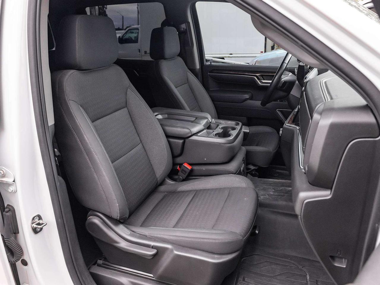 2023 GMC Sierra 1500 SLE Photo