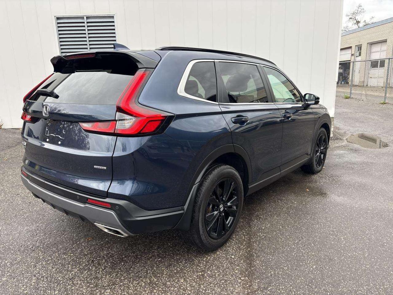 2024 Honda CR-V Touring Honda Certified With 7YR/160K Warranty Photo