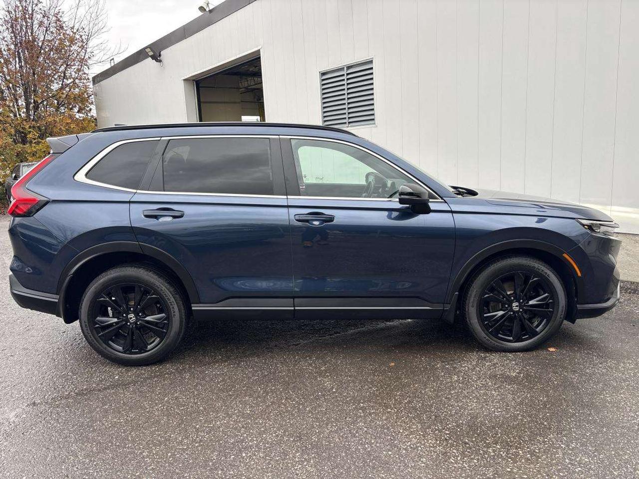 2024 Honda CR-V Touring Honda Certified With 7YR/160K Warranty Photo