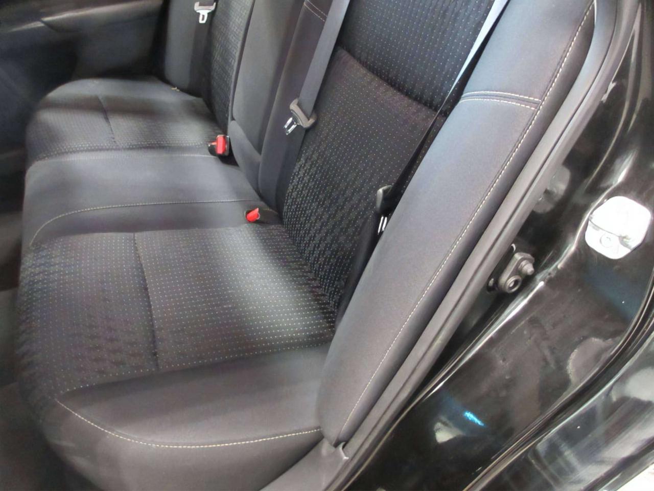 2016 Nissan Altima SV, ROOF, HTD. SEATS, A/C, ALLOYS, BT, 144K! Photo