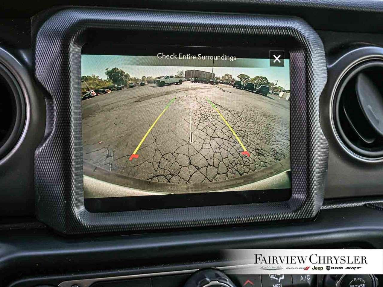 2021 Jeep Wrangler Unlimited Sport S 4x4 HARD TOP   BLIND SPOT   REMOTE START   CARPLAY   NAVIGATION   ALPINE SOUND   DUAL CLIMATE Photo