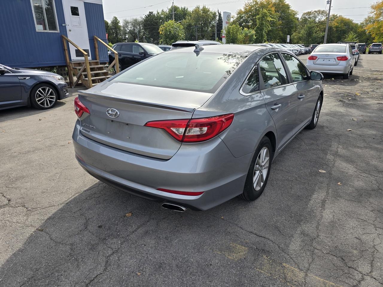 2017 Hyundai Sonata SE Photo4