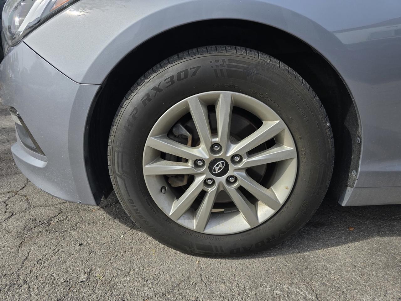 2017 Hyundai Sonata SE Photo