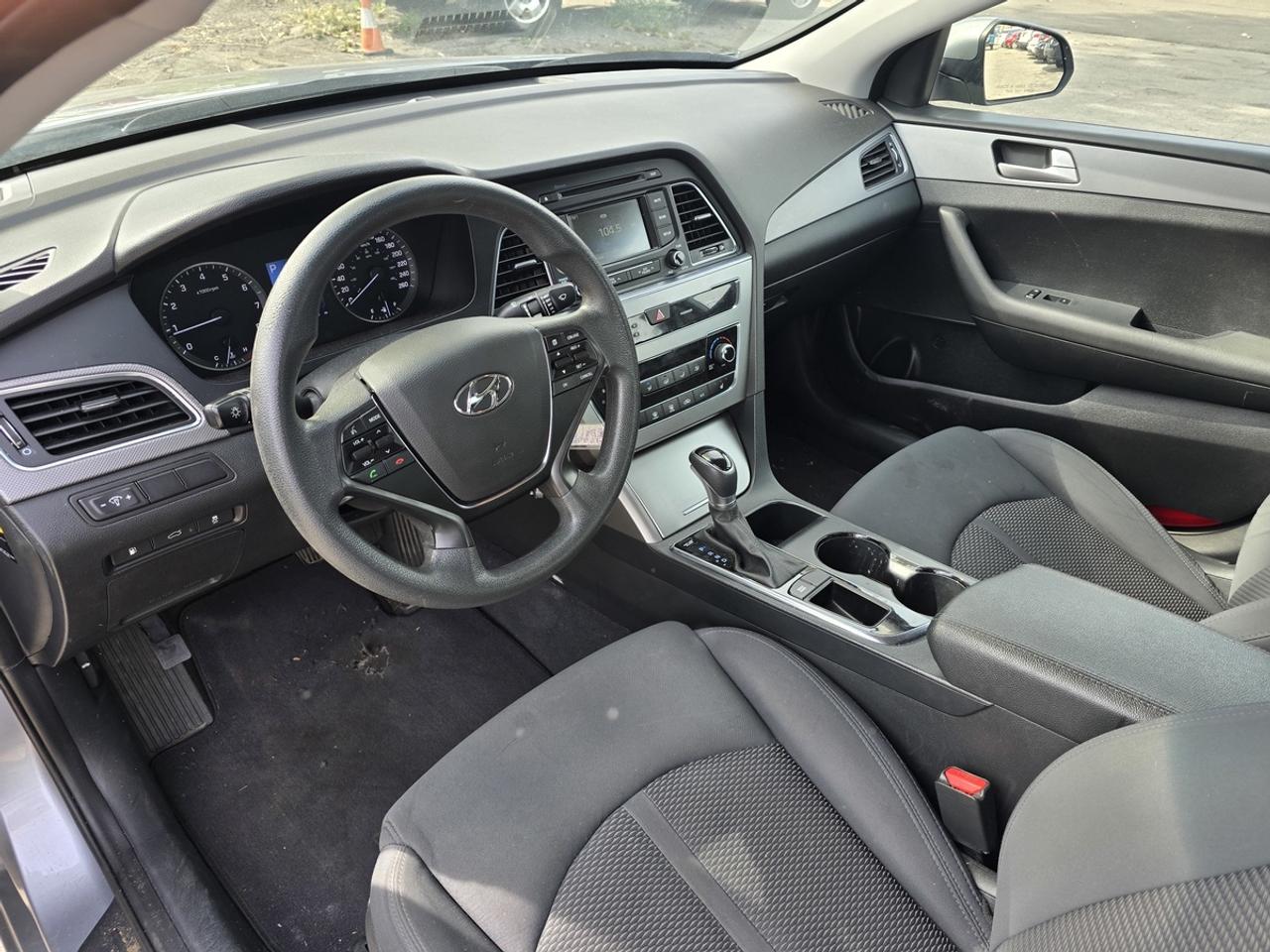 2017 Hyundai Sonata SE Photo