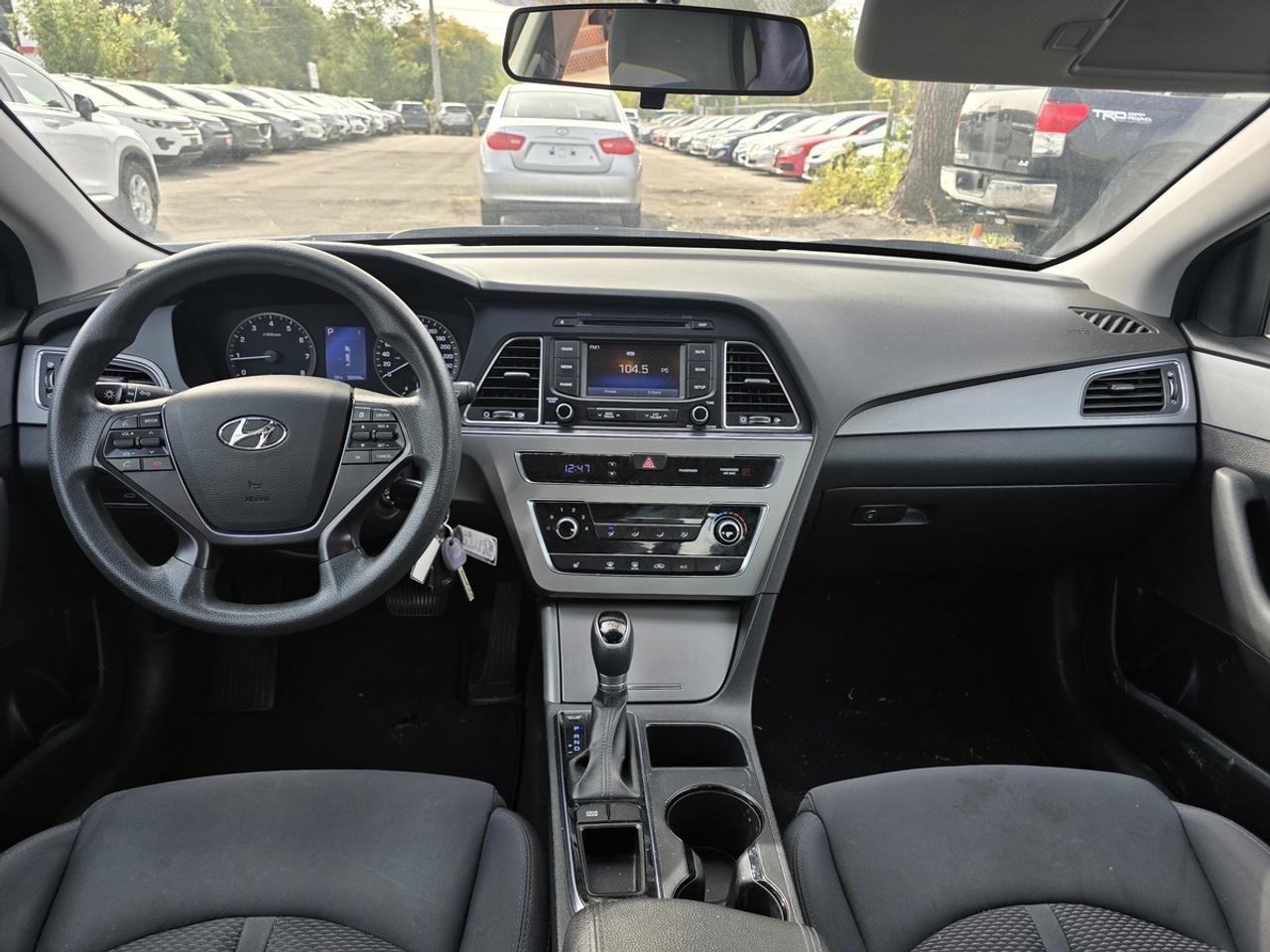 2017 Hyundai Sonata SE Photo