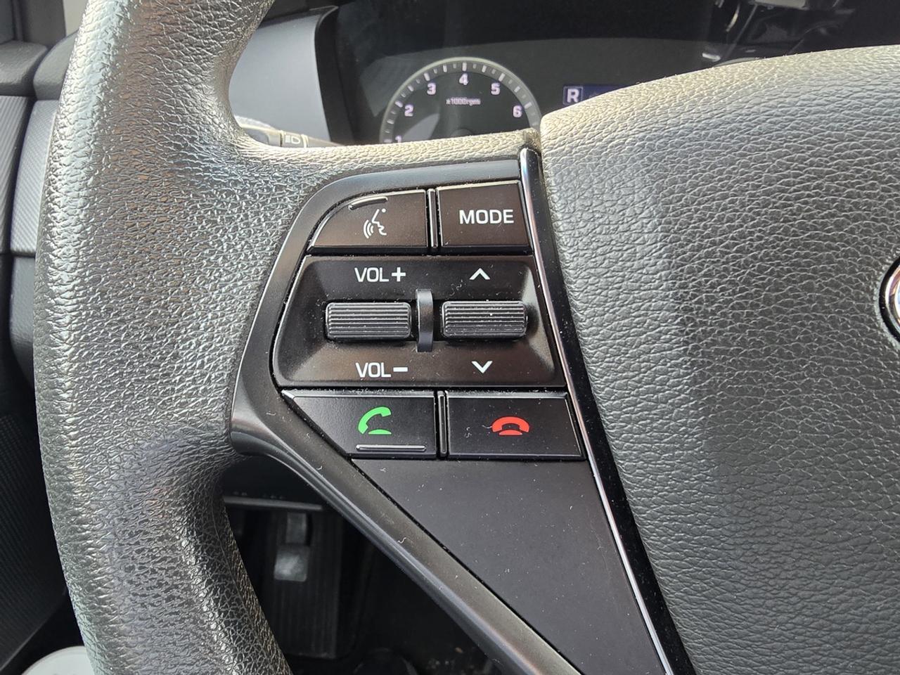 2017 Hyundai Sonata SE Photo