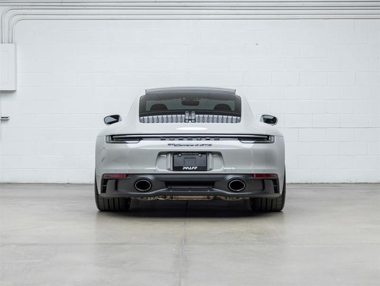 2022 Porsche 911  Photo