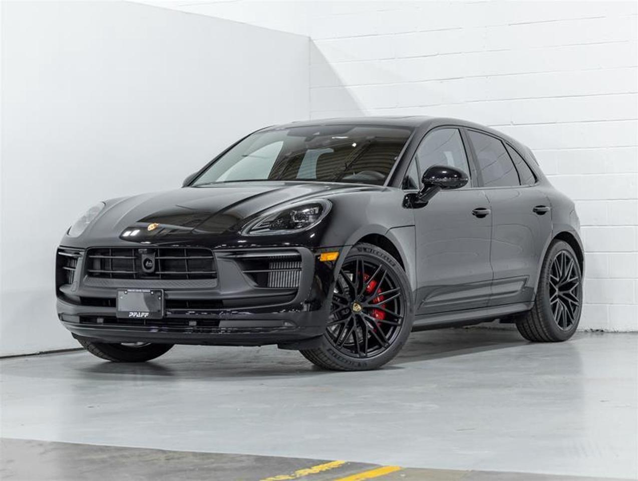 2026 Porsche Macan  Photo
