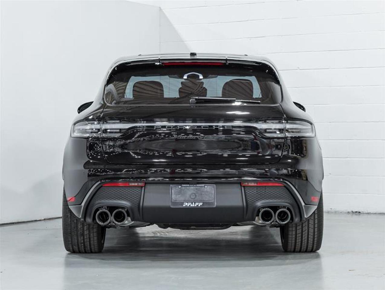 2026 Porsche Macan  Photo