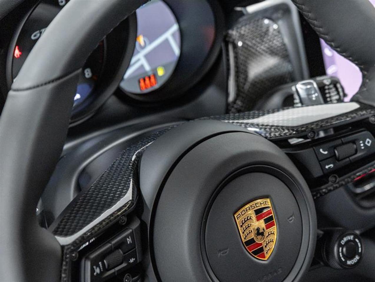 2026 Porsche Macan  Photo