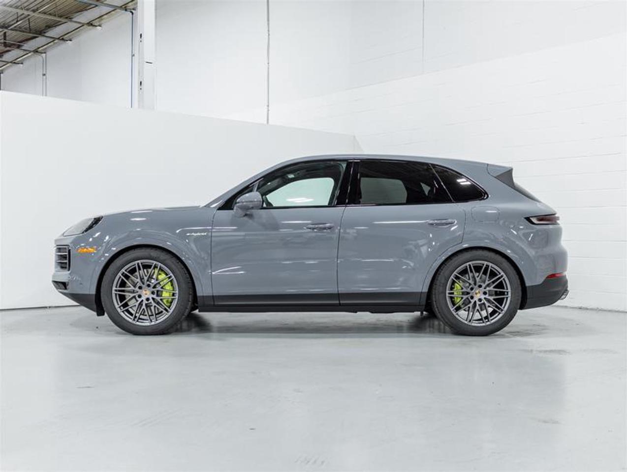 2026 Porsche Cayenne  Photo