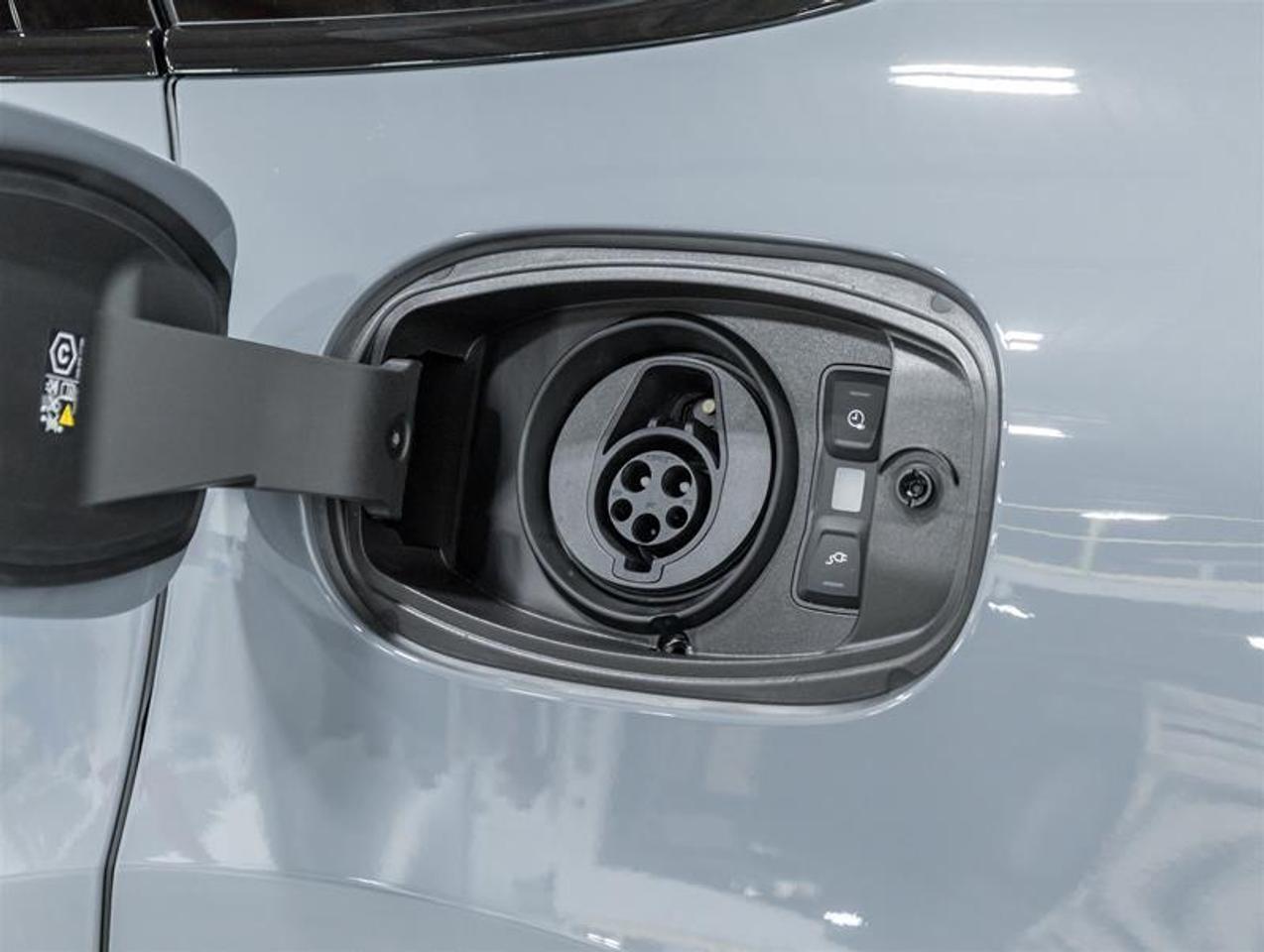 2026 Porsche Cayenne  Photo