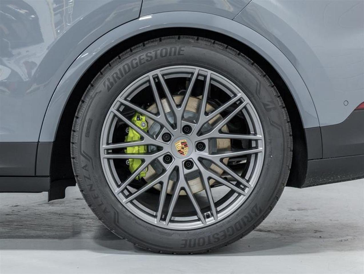 2026 Porsche Cayenne  Photo
