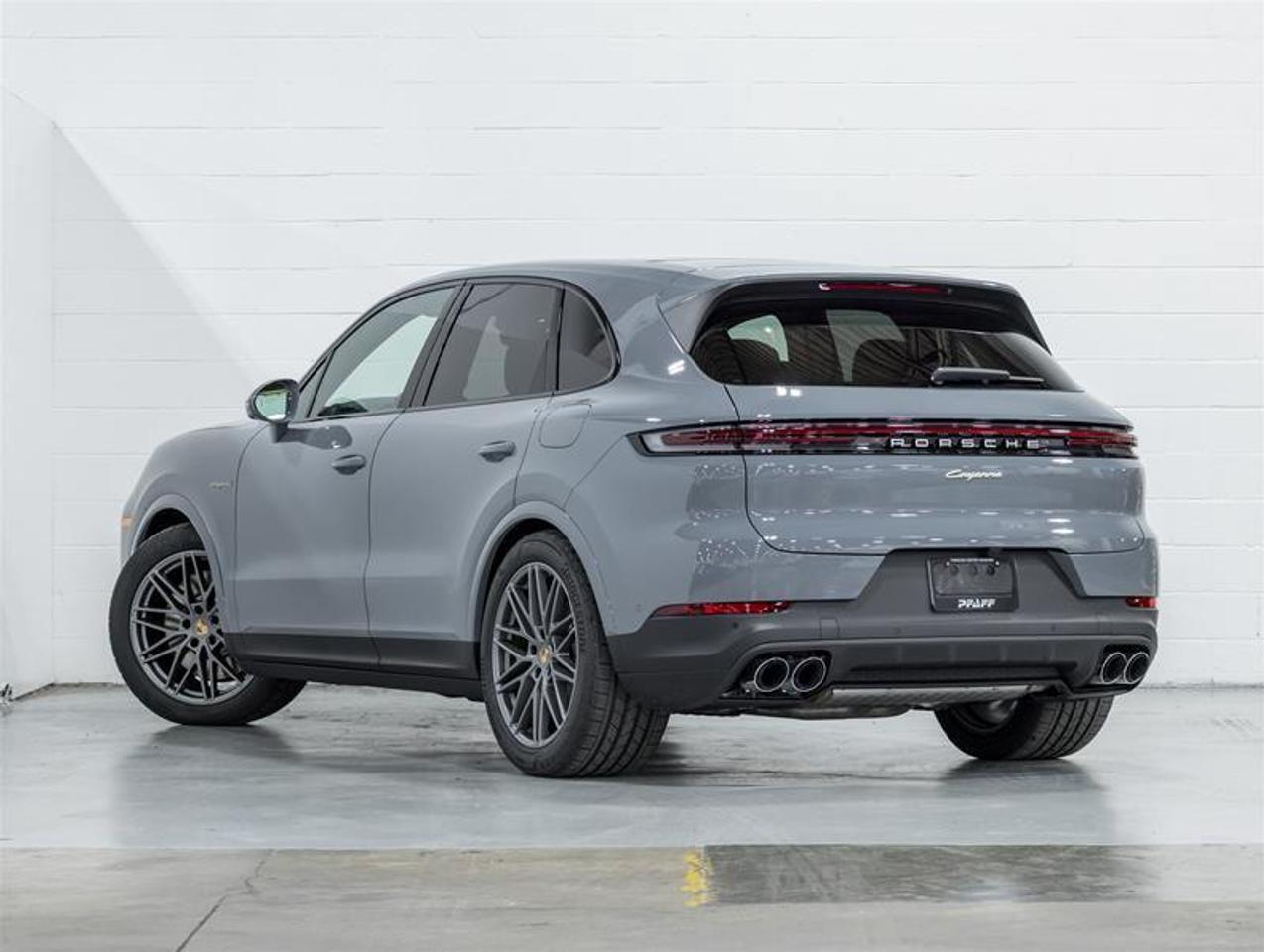 2026 Porsche Cayenne  Photo