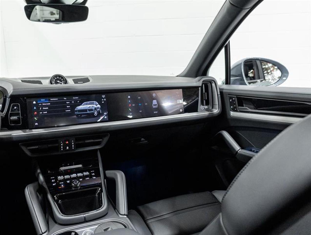 2026 Porsche Cayenne  Photo