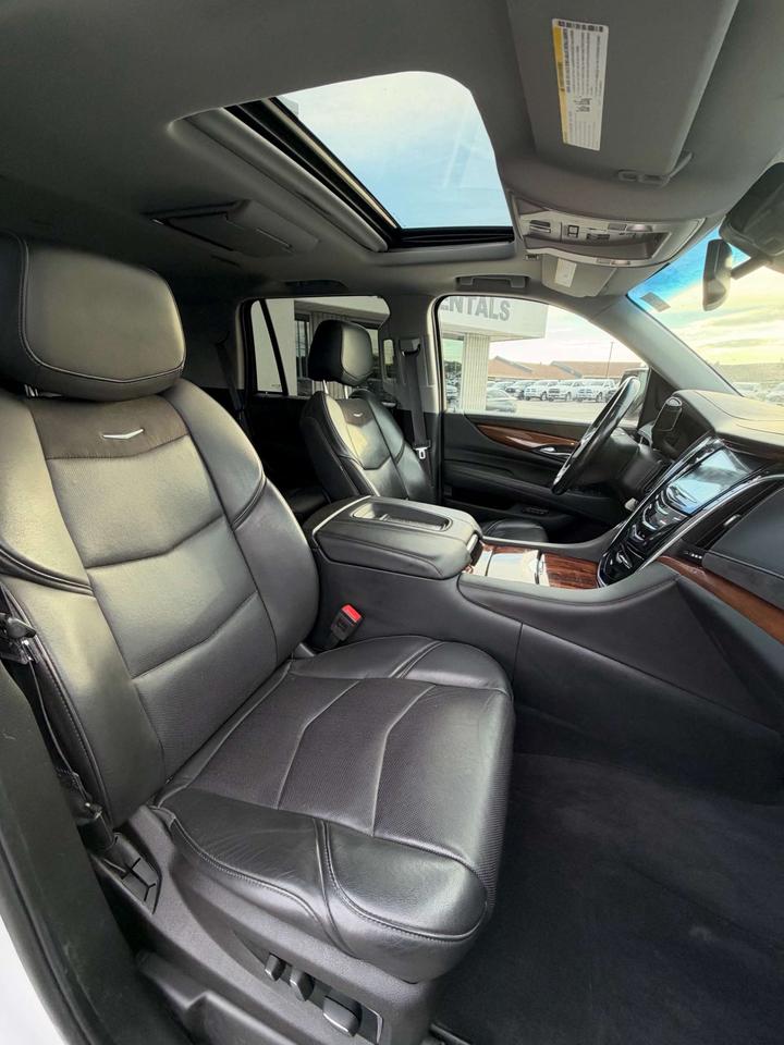 2016 Cadillac Escalade 4WD 4dr Premium Collection Photo