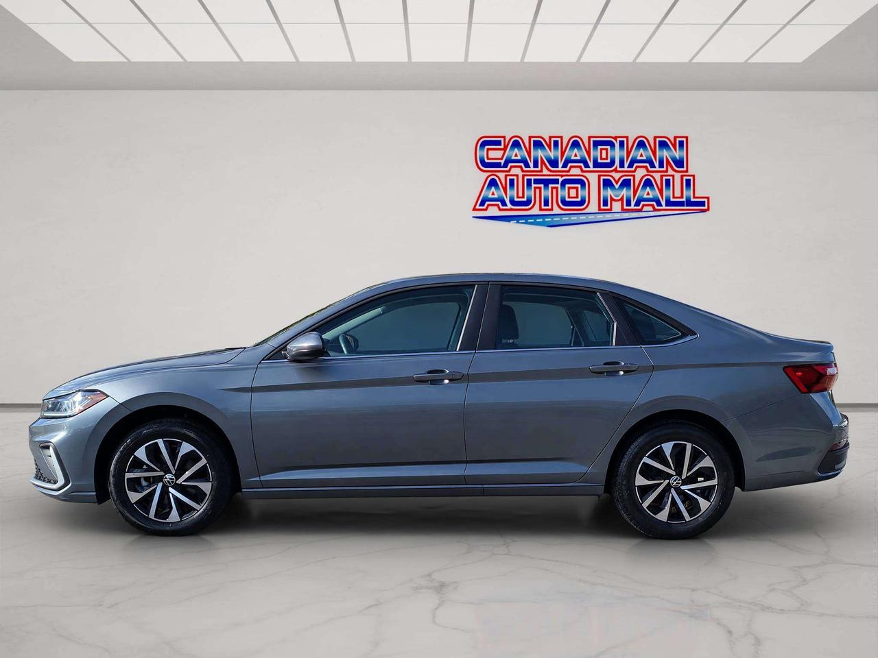 2025 Volkswagen Jetta TRENDLINE, HTD. SEATS, A/C, APPLE/ANDROID, 49K! Photo