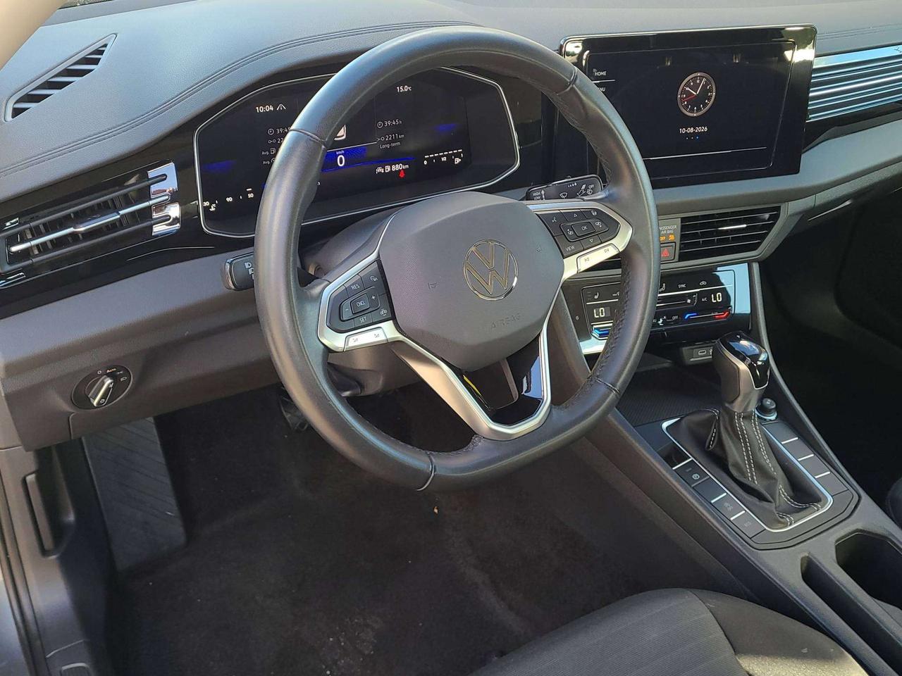 2025 Volkswagen Jetta TRENDLINE, HTD. SEATS, A/C, APPLE/ANDROID, 49K! Photo