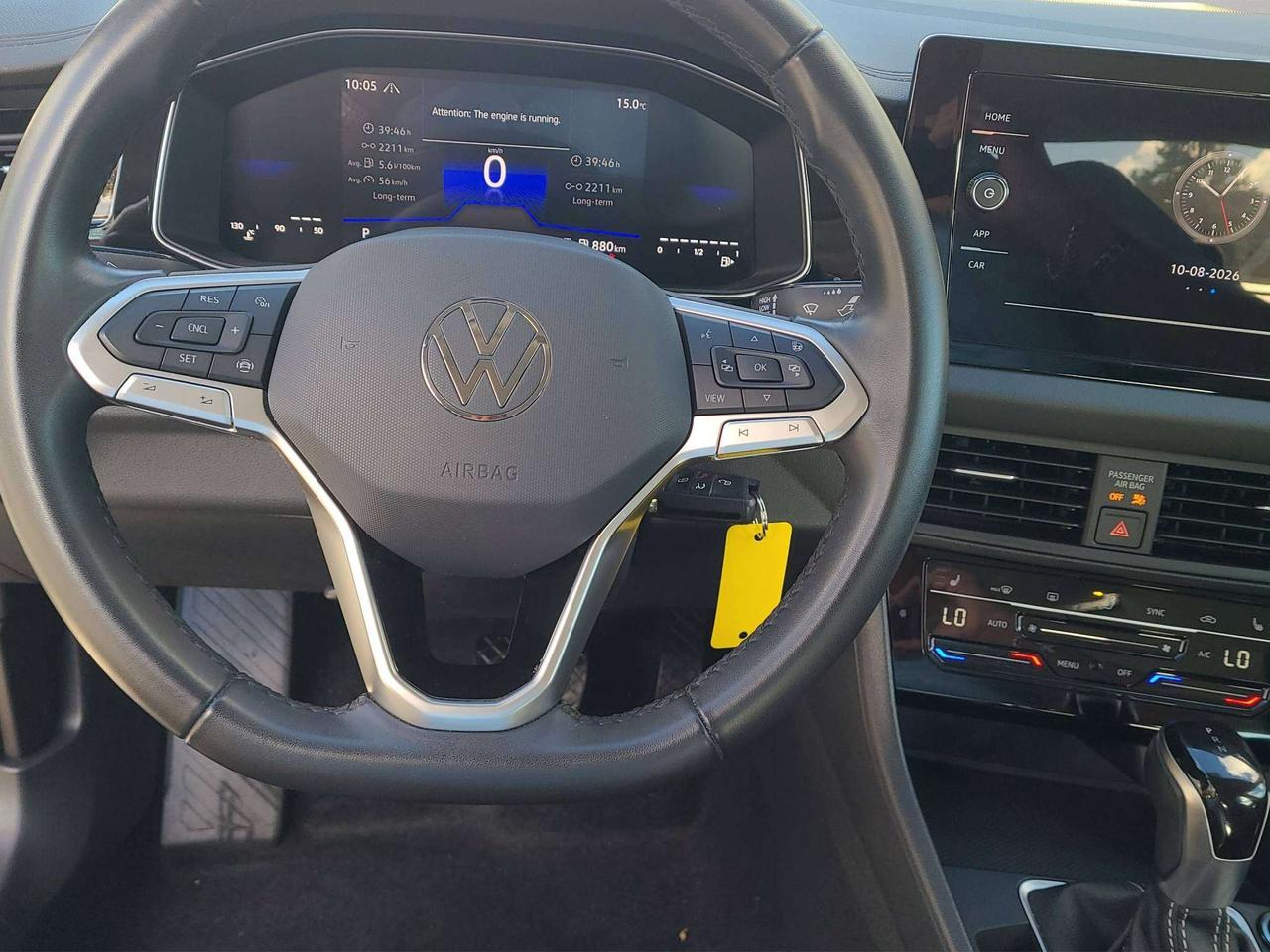 2025 Volkswagen Jetta TRENDLINE, HTD. SEATS, A/C, APPLE/ANDROID, 49K! Photo