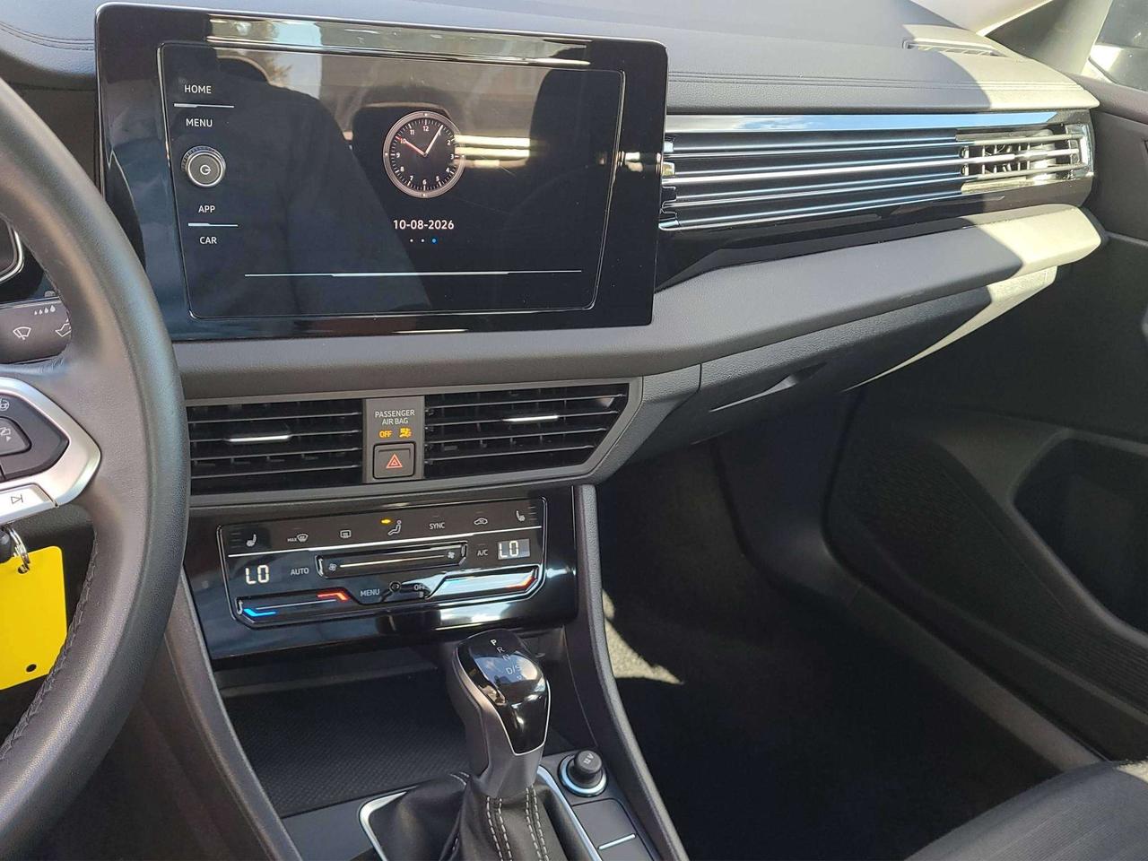 2025 Volkswagen Jetta TRENDLINE, HTD. SEATS, A/C, APPLE/ANDROID, 49K! Photo