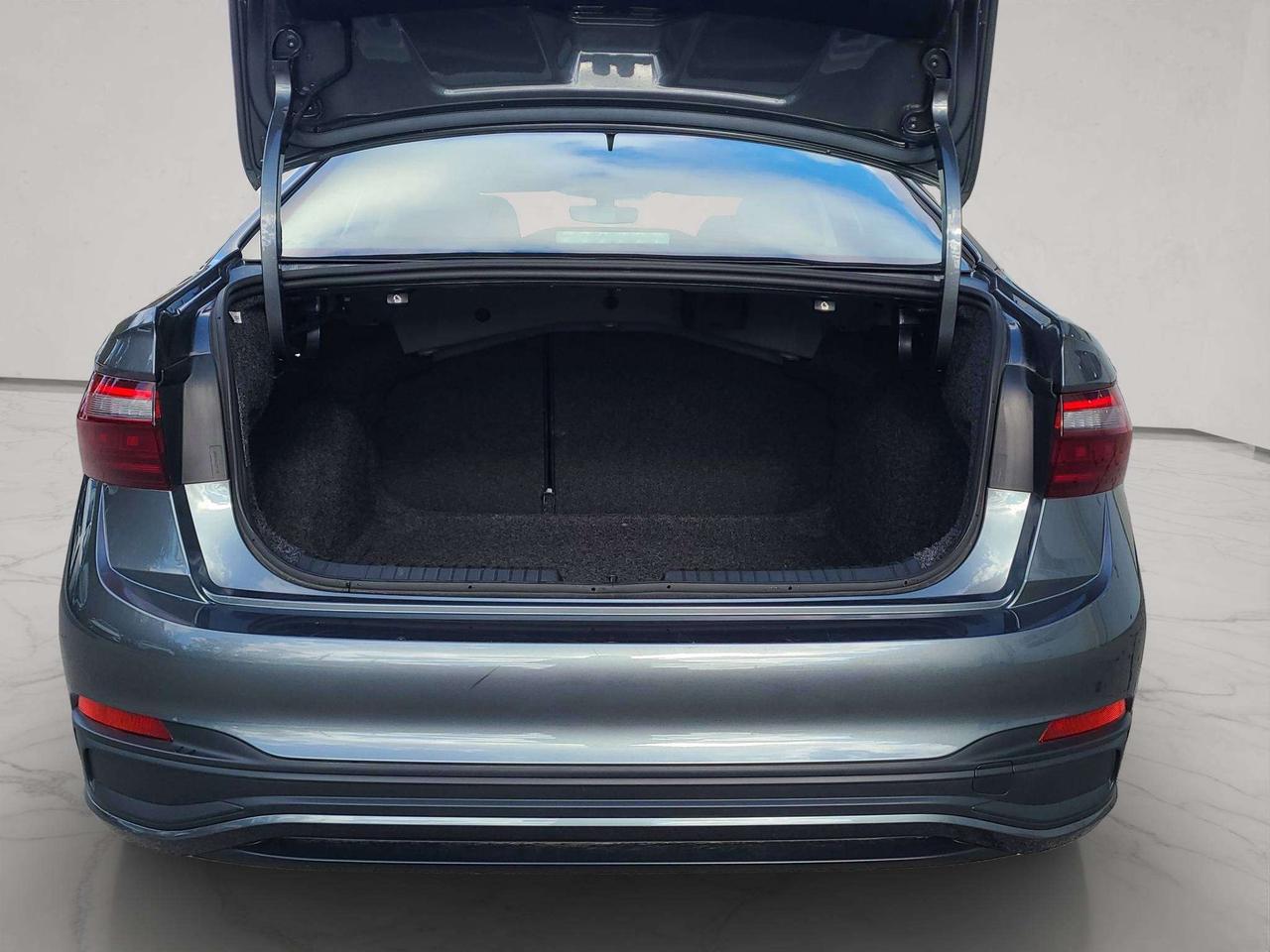 2025 Volkswagen Jetta TRENDLINE, HTD. SEATS, A/C, APPLE/ANDROID, 49K! Photo