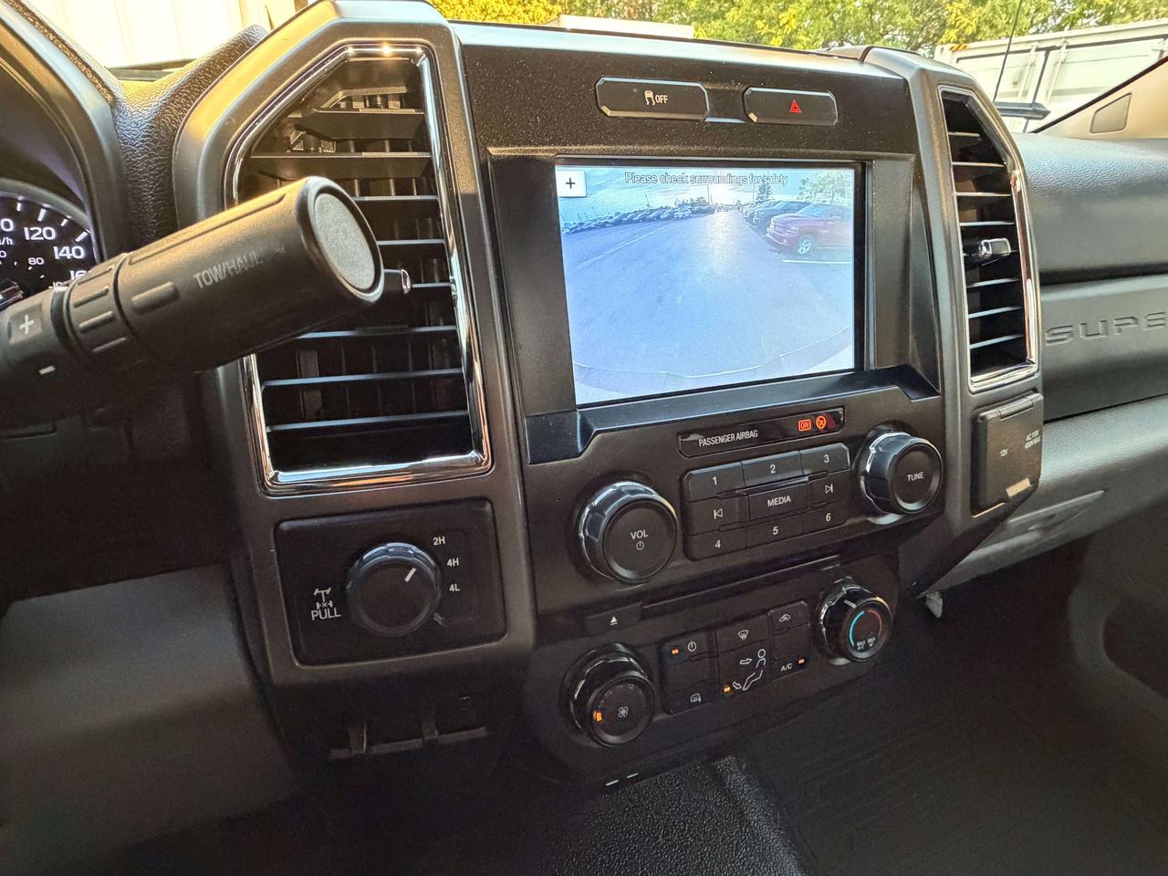 2017 Ford F-250 XLT Photo
