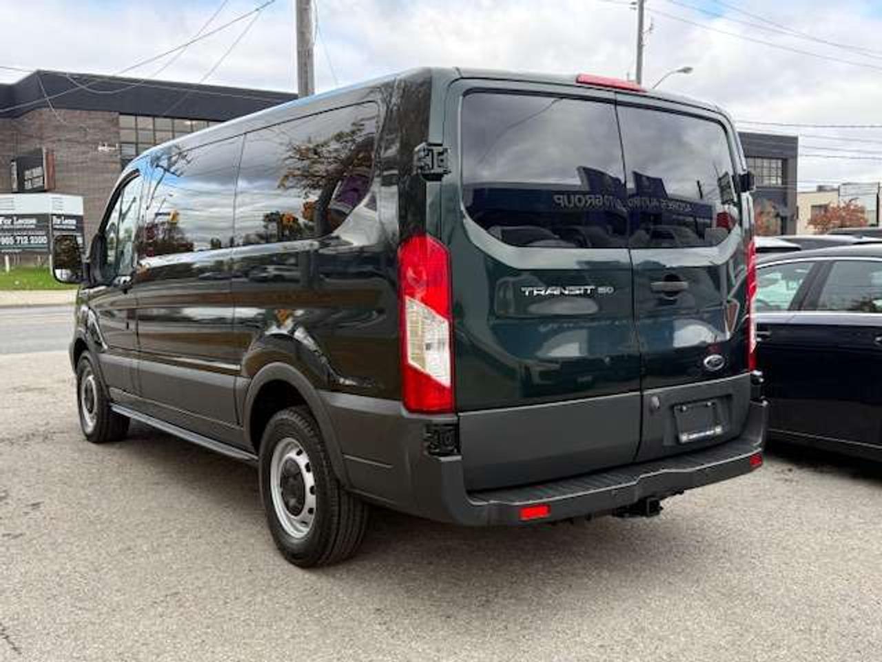 2016 Ford Transit 8 Seater Certified Only68,500km BCam CleanCarfax Photo