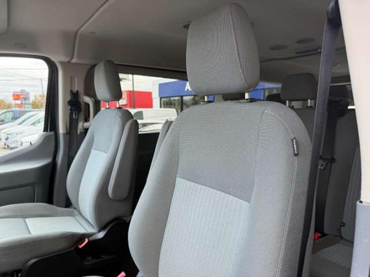 2016 Ford Transit 8 Seater Certified Only68,500km BCam CleanCarfax Photo