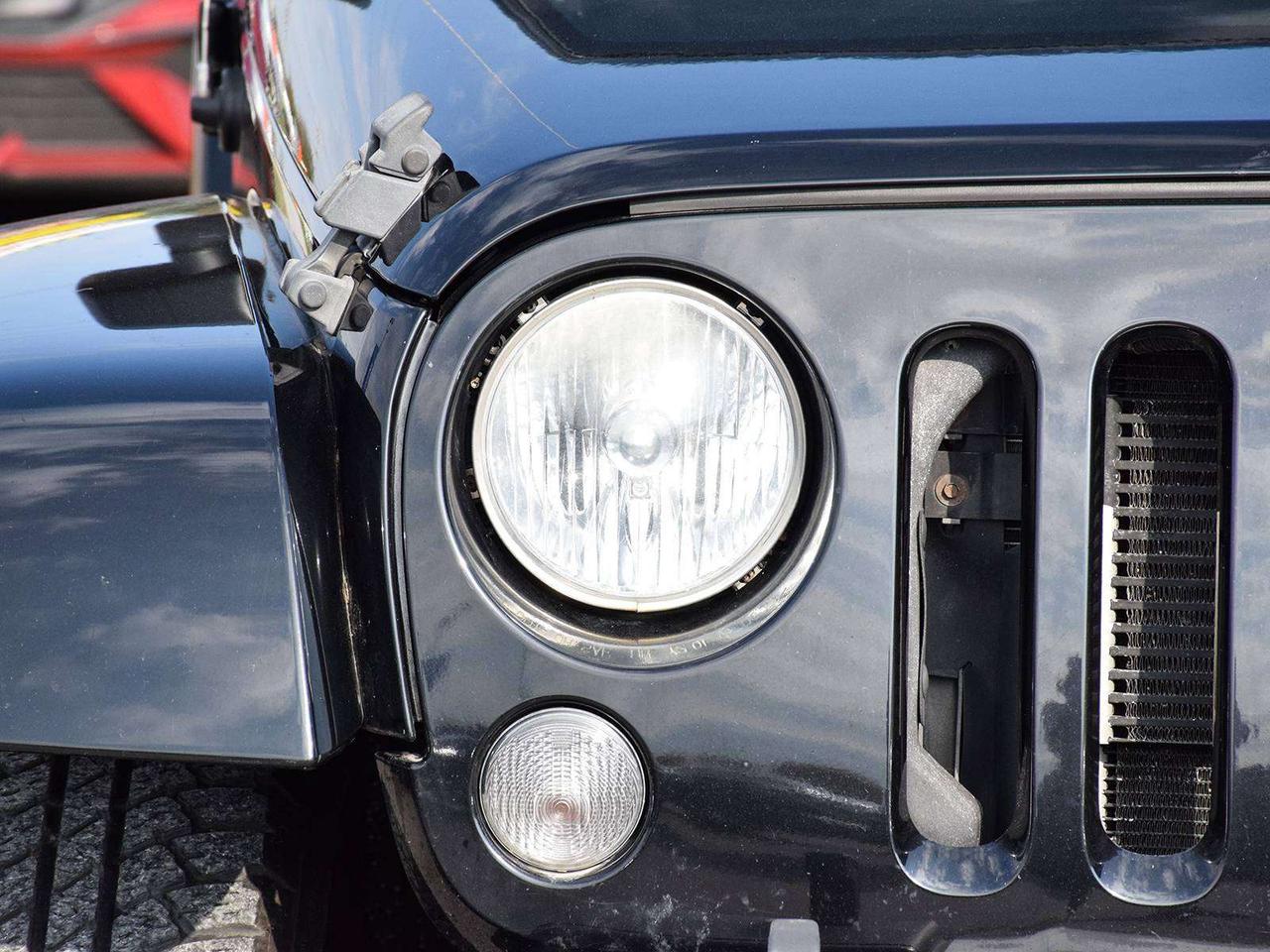 2014 Jeep Wrangler Sahara 4x4 ~Power Locks ~Alloys ~A/C ~ Fog Lights Photo