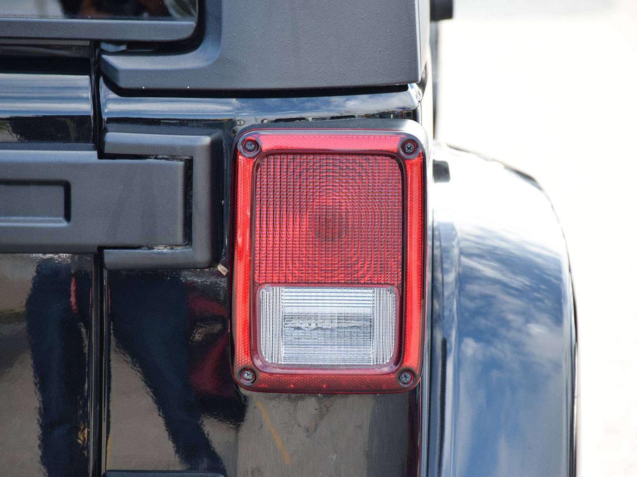 2014 Jeep Wrangler Sahara 4x4 ~Power Locks ~Alloys ~A/C ~ Fog Lights Photo
