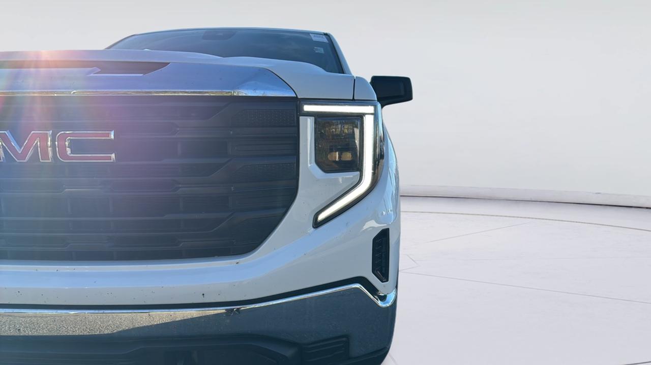 2023 GMC Sierra 1500 4x4, Long Box, Trailer Package, 5.3L V8 Photo