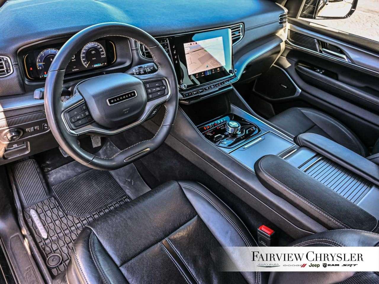 2024 Jeep Wagoneer Series II Carbide 4x4 PANO ROOF   LEATHER   CARBIDE   BLIND SPOT   8 PASSANGER   3.92 REAR AXLE   TOW PKG Photo