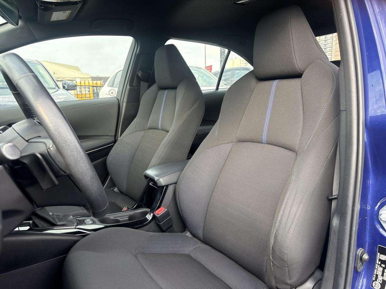 2022 Toyota Corolla SE Heated Seats/Apple Carplay Photo