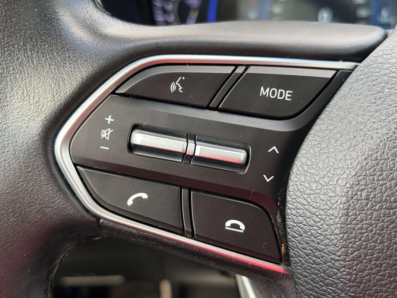 2020 Hyundai Santa Fe ULTIMATE/LOADED!!/CALL PICTON 613-476-2188 Photo