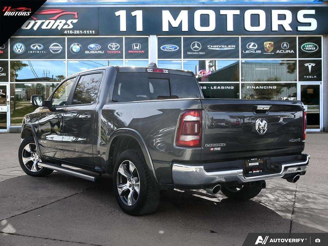 2022 RAM 1500 Laramie 4x4 Crew Cab 5'7 Box   LOADED Photo3