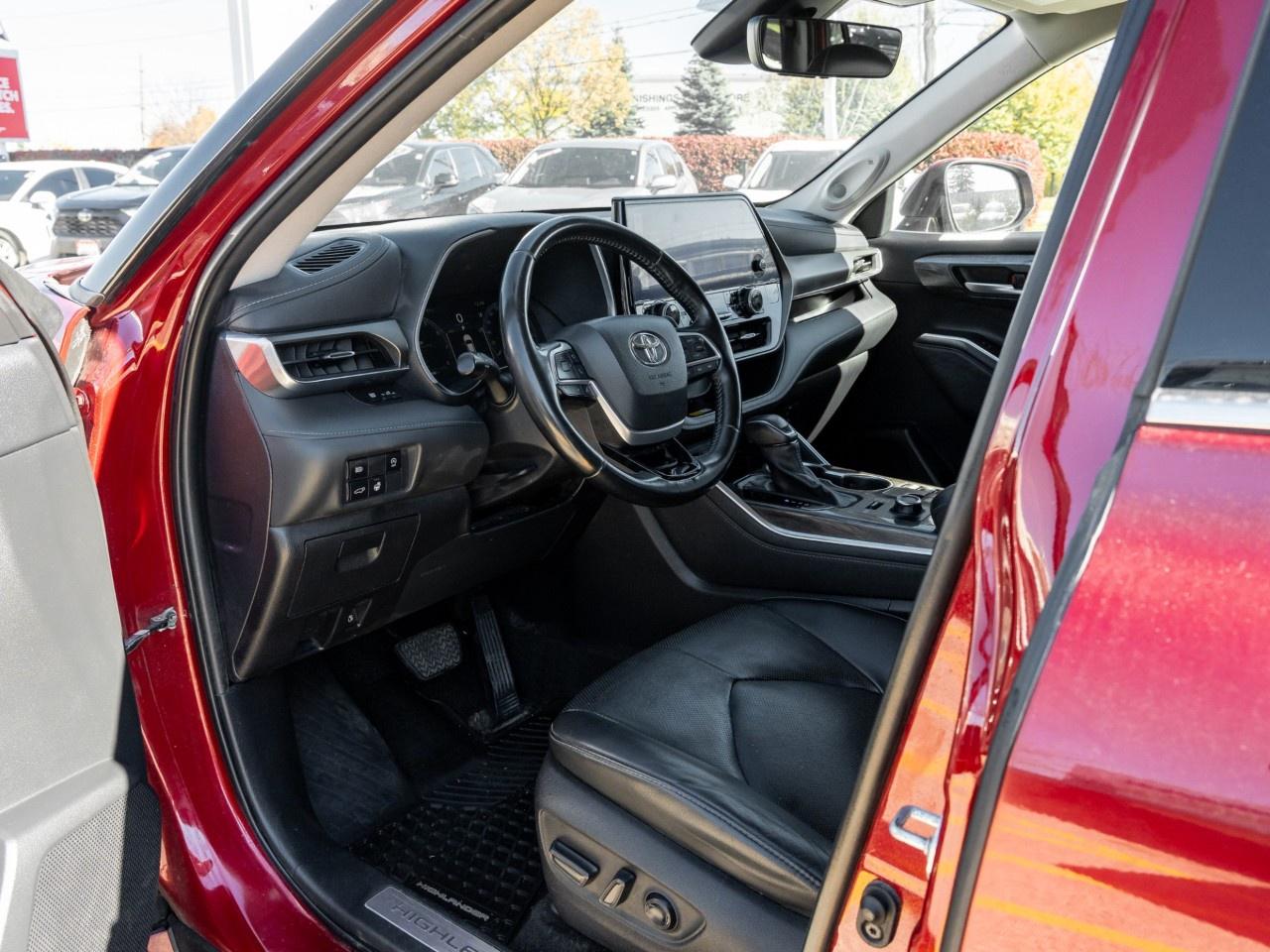 2023 Toyota Highlander LIMITED AWD Photo