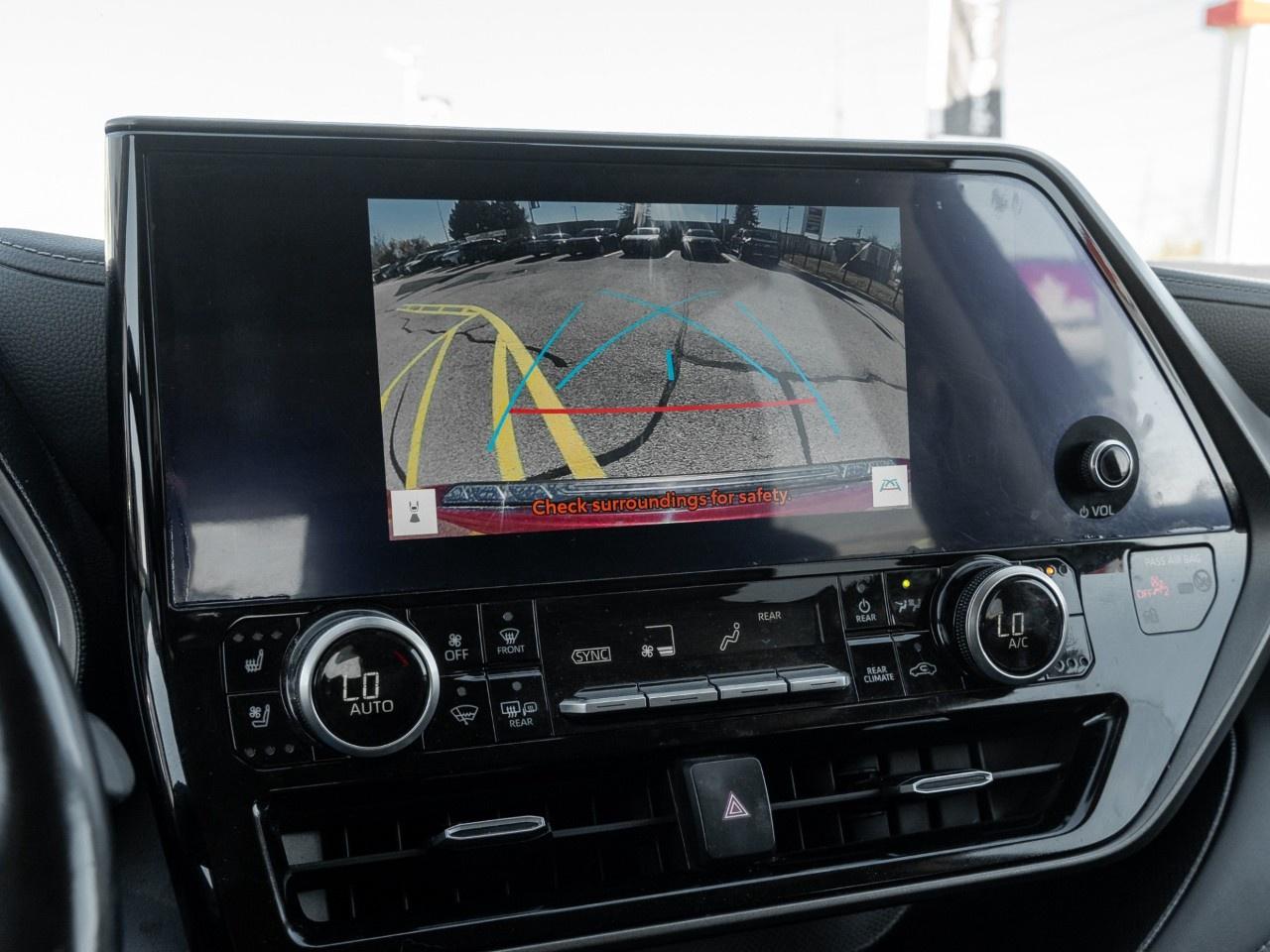 2023 Toyota Highlander LIMITED AWD Photo