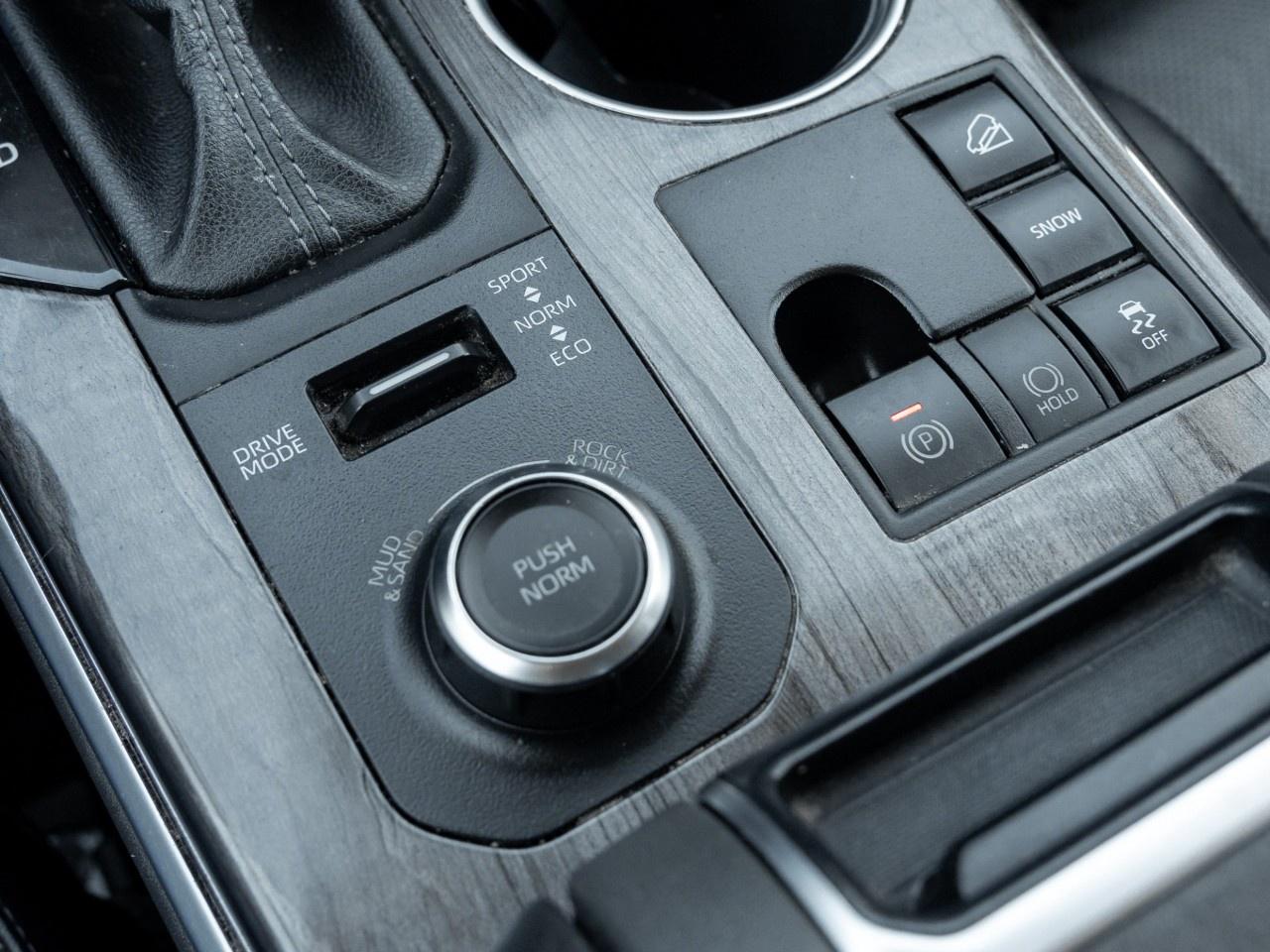 2023 Toyota Highlander LIMITED AWD Photo