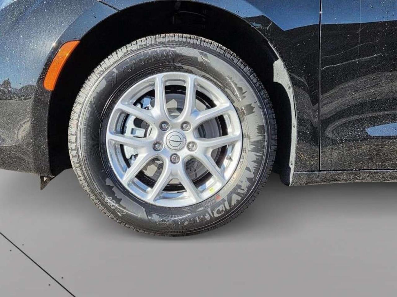 2026 Chrysler Grand Caravan SXT   Service Loaner   Qualifies for new vehicle finance rates! (OAC) Photo