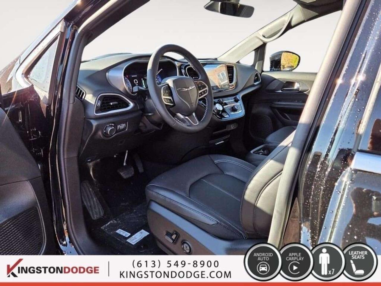 2026 Chrysler Grand Caravan SXT   Service Loaner   Qualifies for new vehicle finance rates! (OAC) Photo