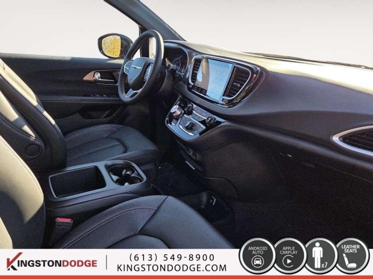 2026 Chrysler Grand Caravan SXT   Service Loaner   Qualifies for new vehicle finance rates! (OAC) Photo