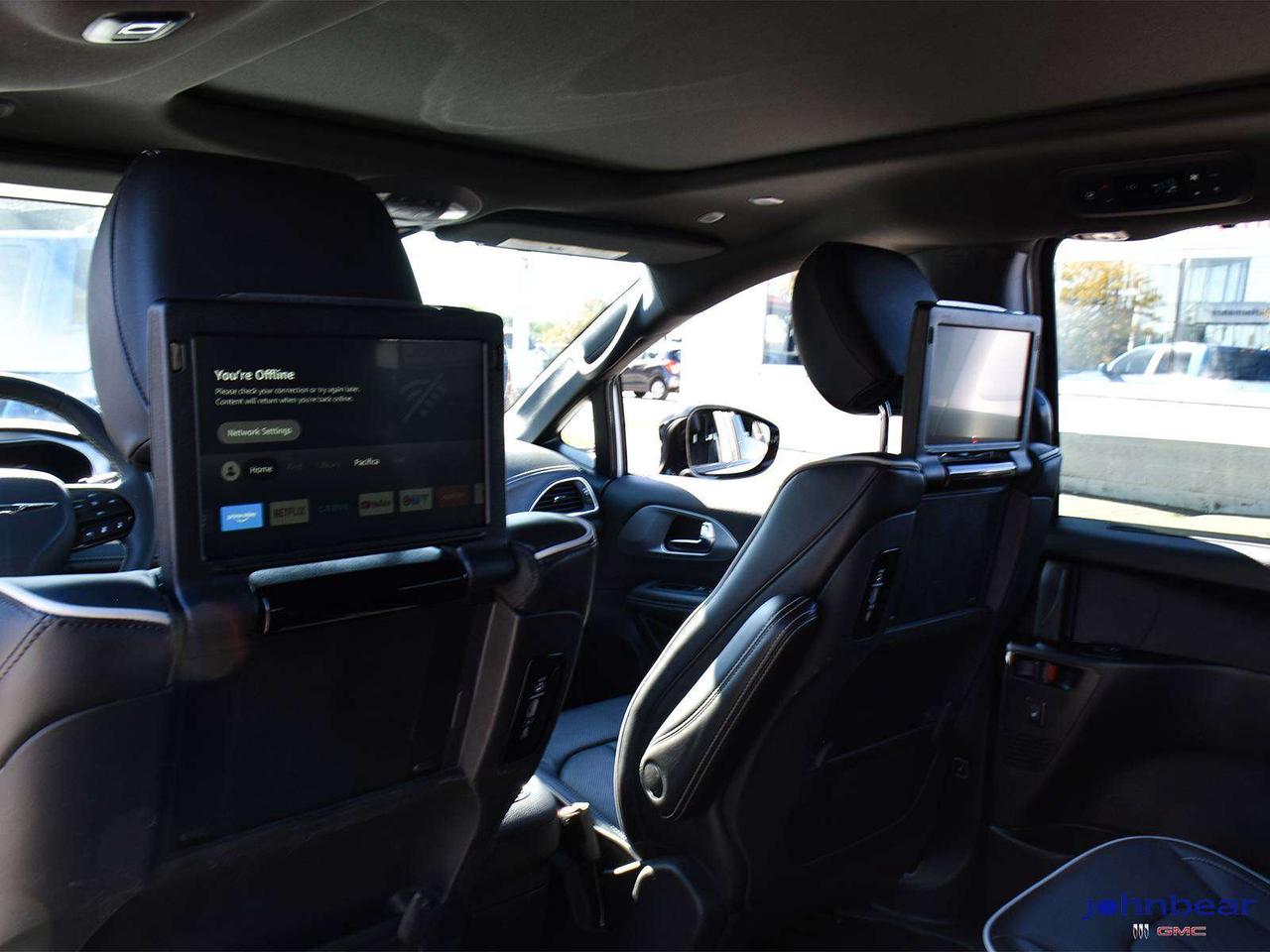 2026 Chrysler Pacifica Limited Photo