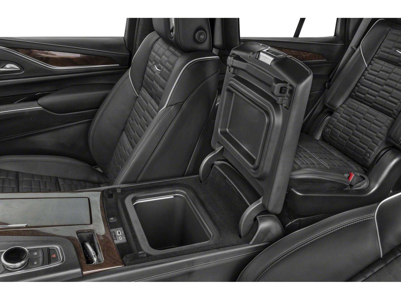 2024 Cadillac Escalade 4WD SPORT Photo
