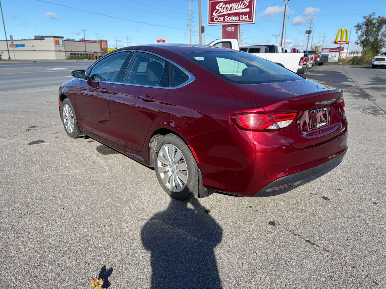 2015 Chrysler 200 LX CALL NAPANEE 613-354-2100 Photo