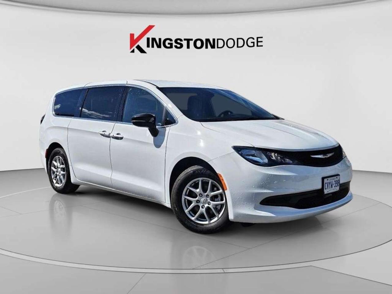 2025 Chrysler Grand Caravan SXT   Service Loaner Photo
