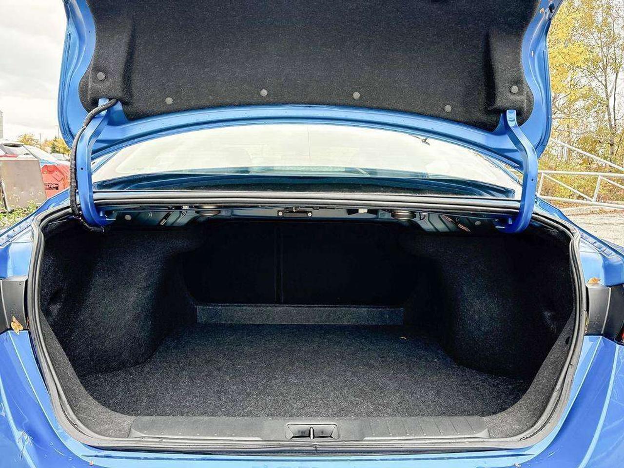 2024 Nissan Sentra SV Photo